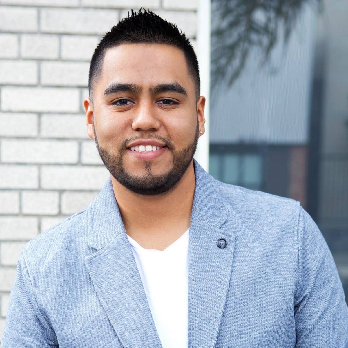 Ivan Reyes released "Dedicado"