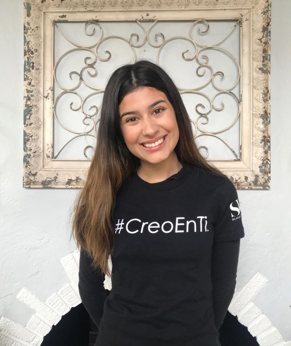 Analiese Hernandez - Collegiate Cultura Ambassador