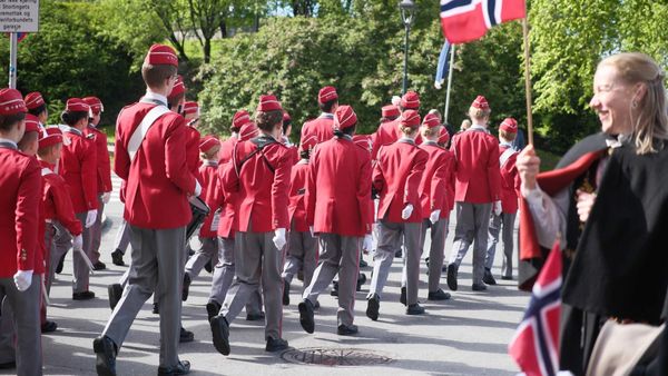 Uke 18 — (2–3 mai)