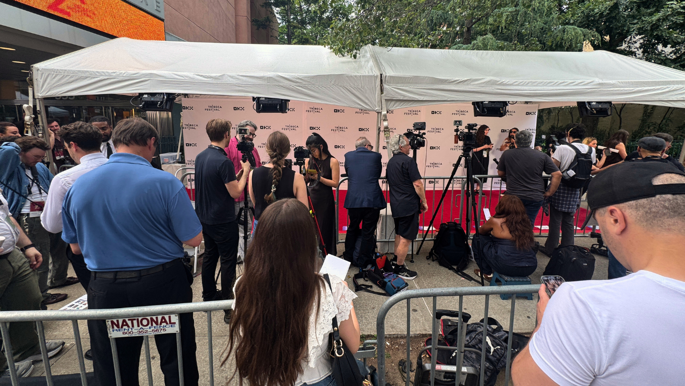 Behind the scenes at the Tribeca red carpet in NYC | Podcast Review