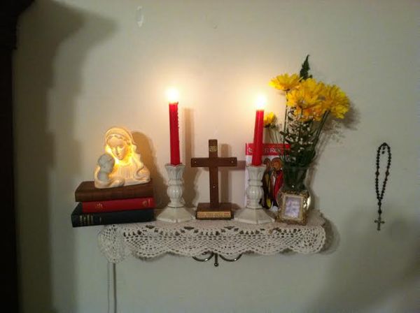 How to maintain our home Altars.