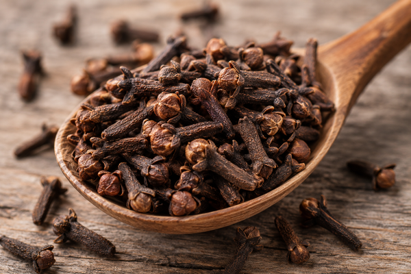 How to use clove