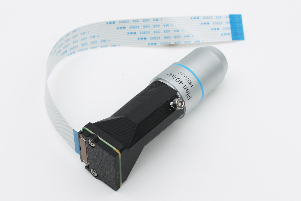 Low-Cost vs. High-Resolution microscope