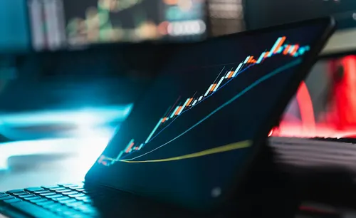 Laptop with blue and red graph