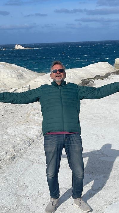 Week 65 - Pirate caves and Milos