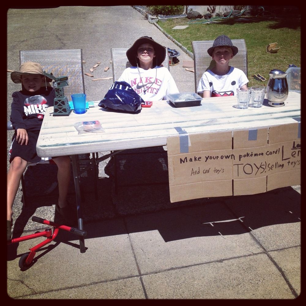 lemonade stall with toys, 10 hours for $45!
