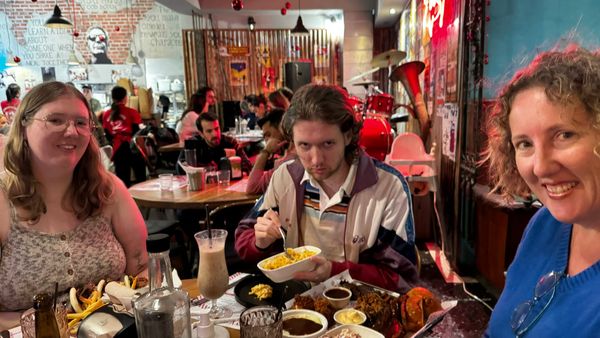 Week 177: Farewell to the family and back to Mytilini