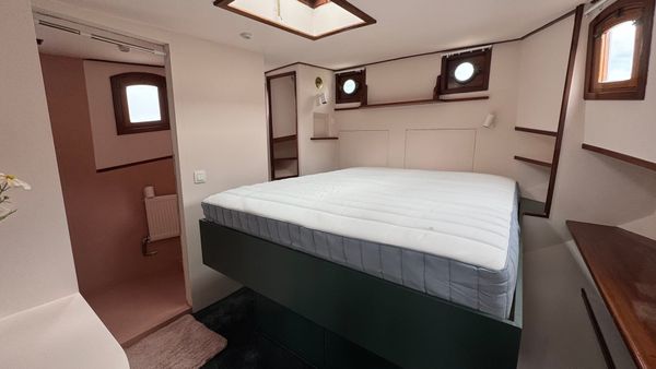 Week 261: Stern cabin is done (mostly)