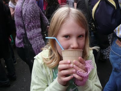 Media_httplh4ggphtcomtbull001scgxqu9x4niaaaaaaaac60yrupfpsarcys400p1020890jpg_nwblatjeuvefhxr