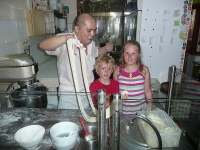 Media_httplh4ggphtcomtbull001shlssdu14iaaaaaaaad7ugu9oxgr3vss400p1030481jpg_drliedulgbkhhwf