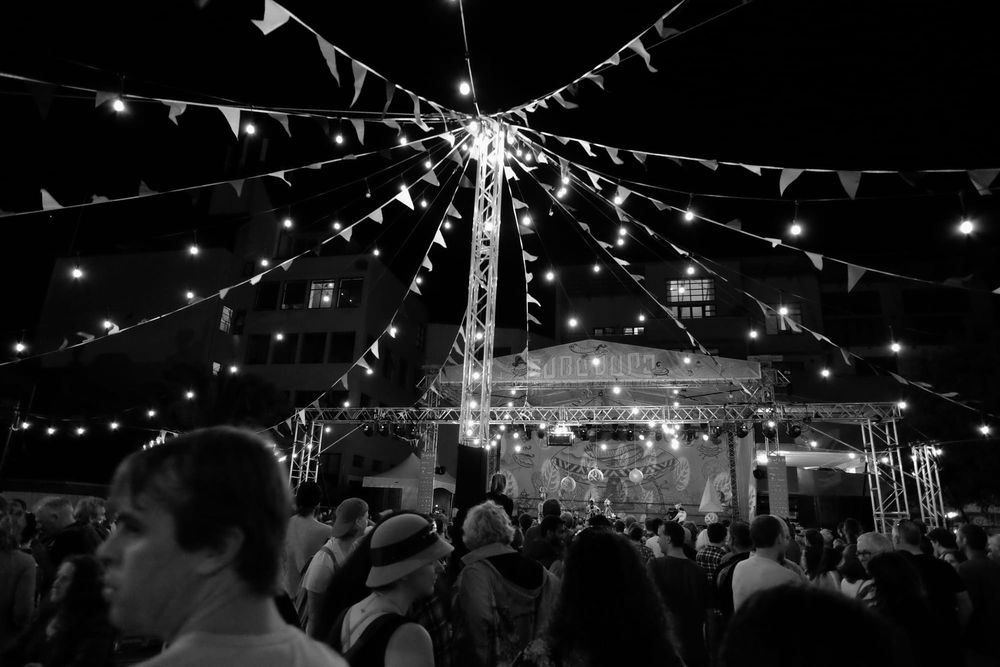 Cuba Dupa stage post image