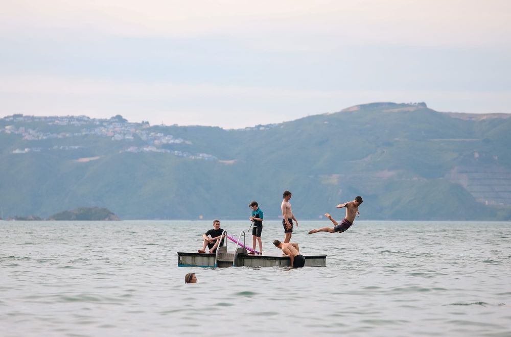 Floating platform post image