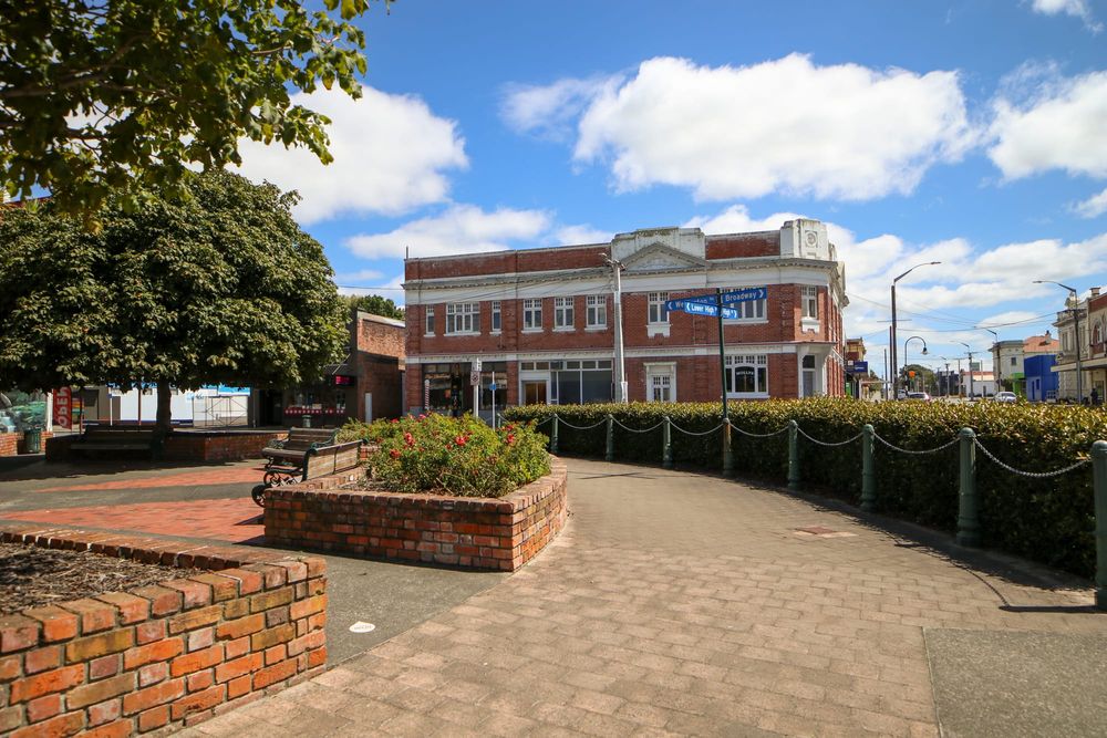 Grand Hotel garden, Marton post image