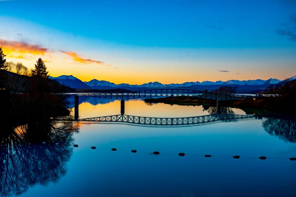 Lake Tekapo footbridge post image