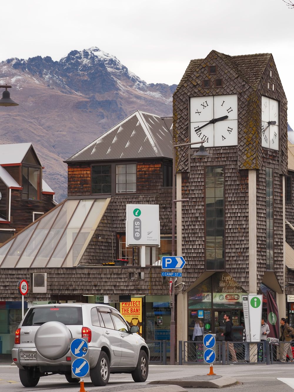 Queenstown clocktower post image