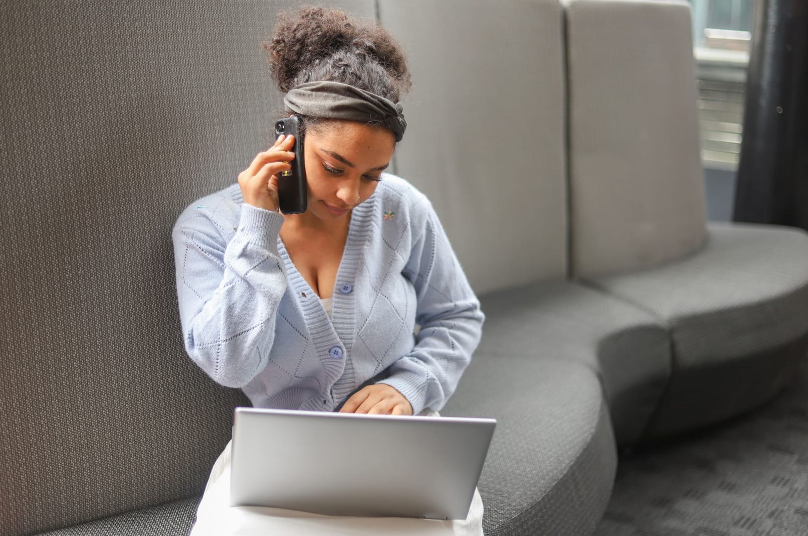 Multitasking in a modern workspace