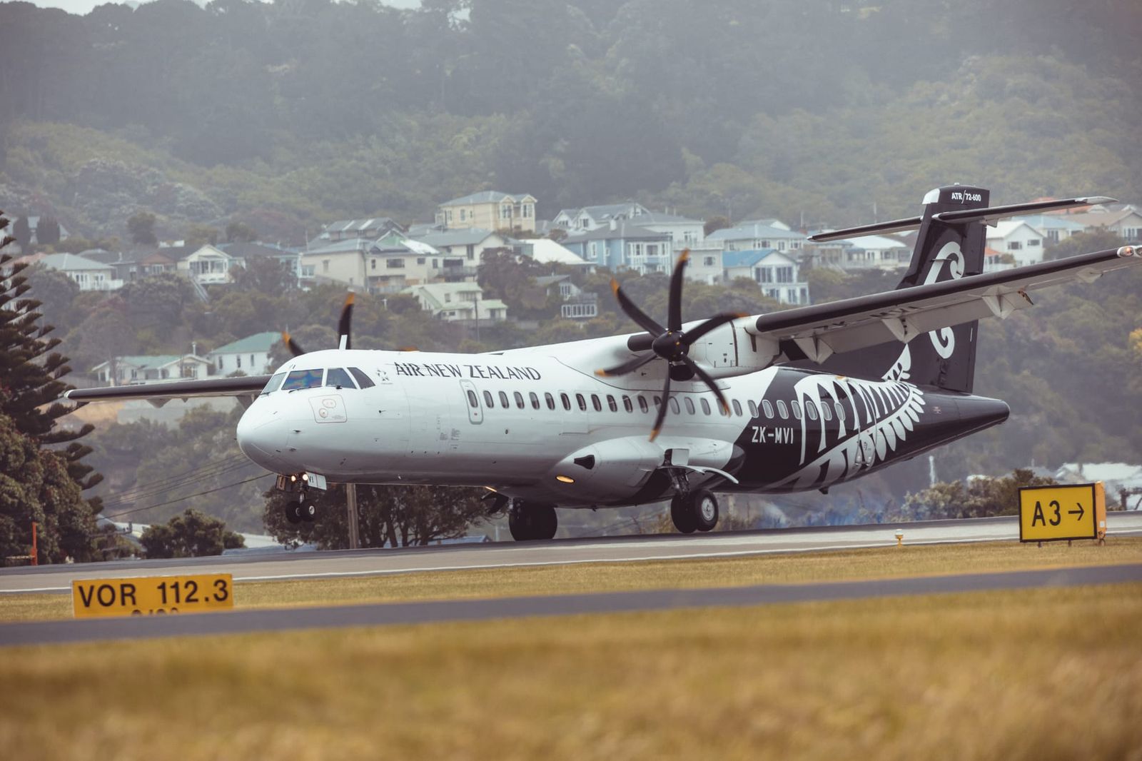 Air NZ plane landing