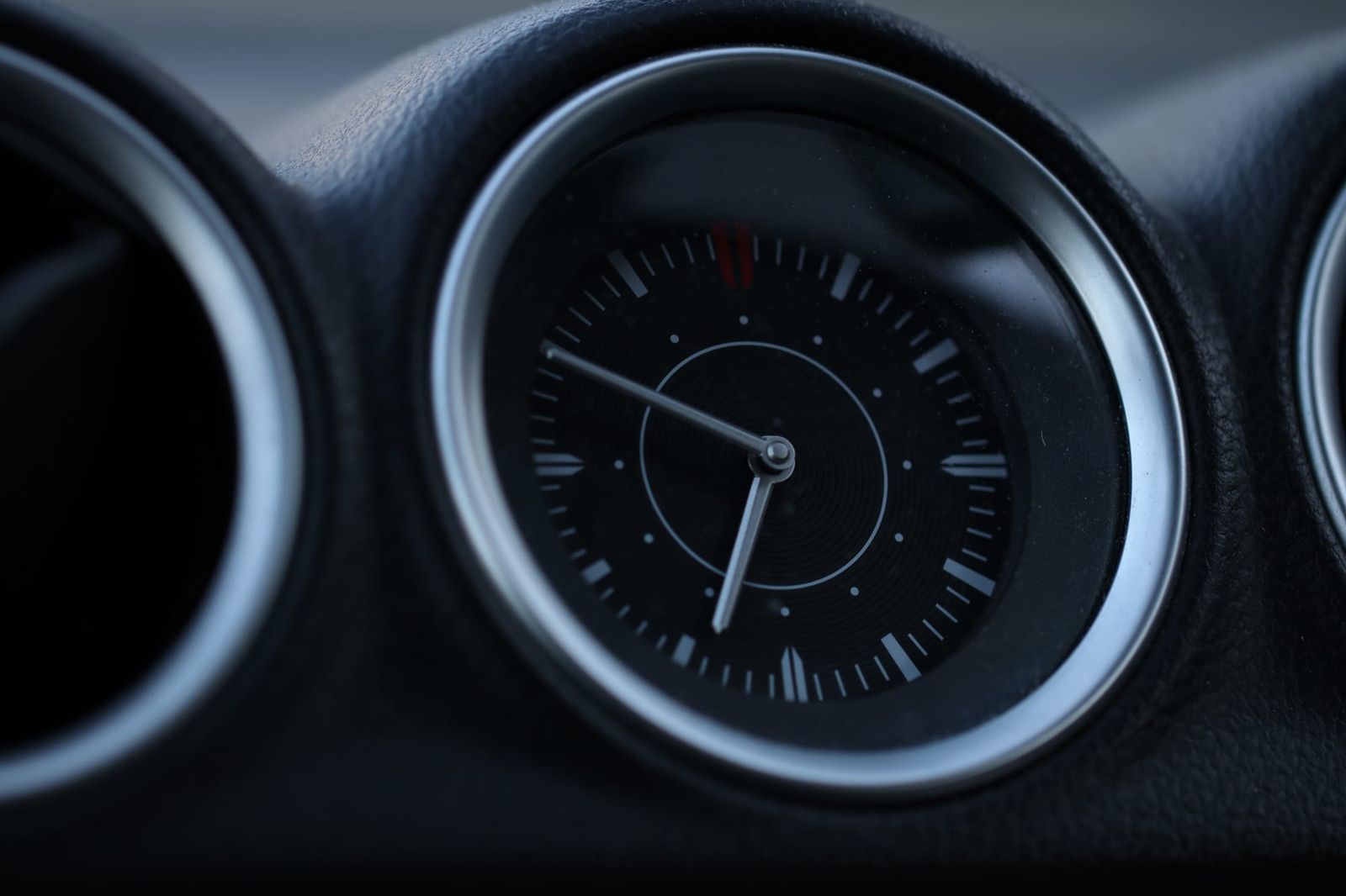 Dashboard clock