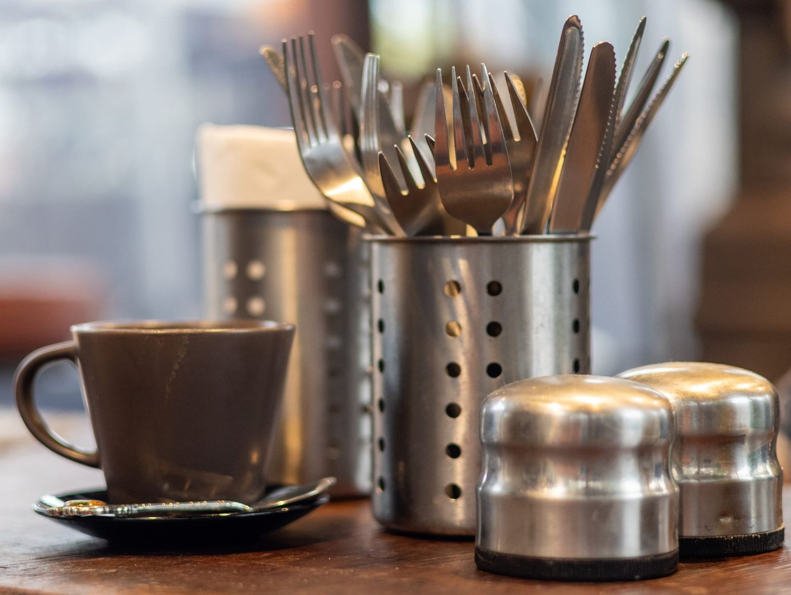 Ordinary tabletop essentials