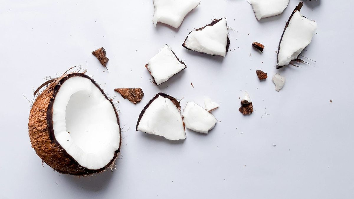 Kookossokerin terveysvaikutukset – parempi vaihtoehto vai pelkkä harha?