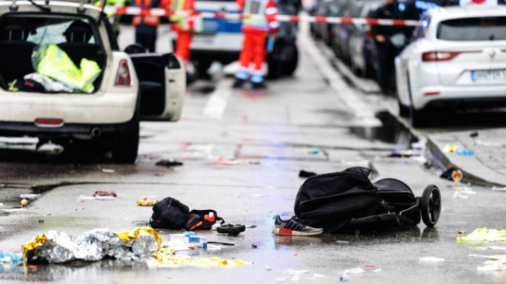 Mamă și fiică decedează în urma atacului din München; autoritățile investighează motivația teroristă