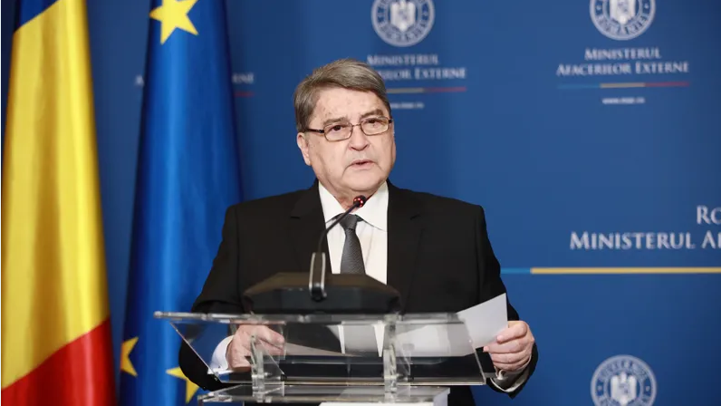 Tensiuni la vârf din cauza eșecului în Programul Visa Waiver: Emil Hurezeanu, în pericol să fie remaniat de la Ministerul de Externe