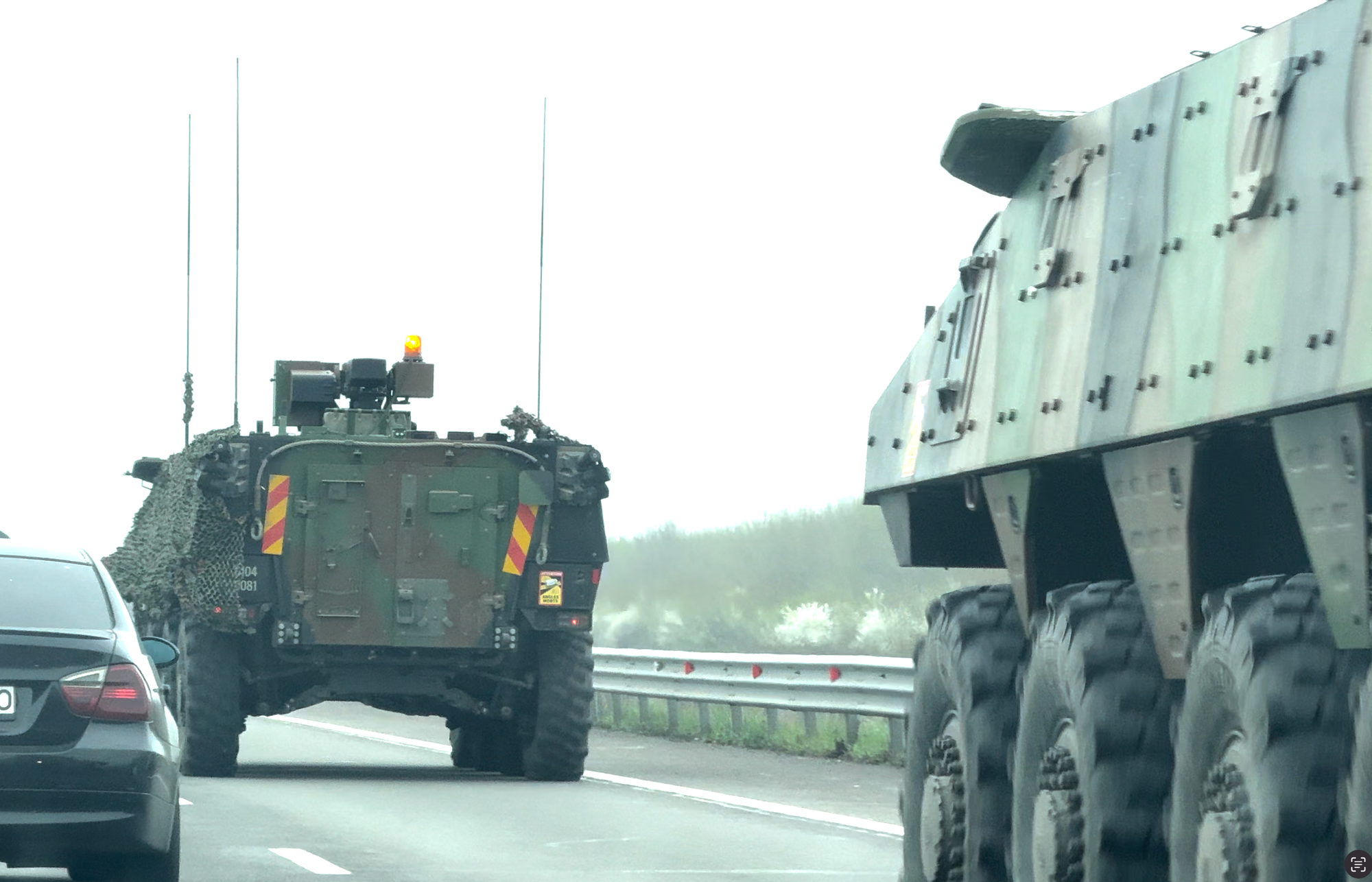 România, din nou sub “presiunea șenilelor”? Convoaie militare, din ce în ce mai frecvente pe drumurile țării