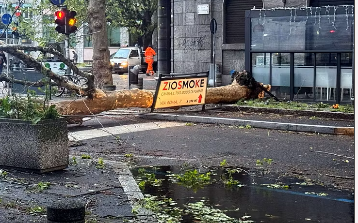 Inundații severe în Italia: Coduri roșii și portocalii emise în mai multe regiuni