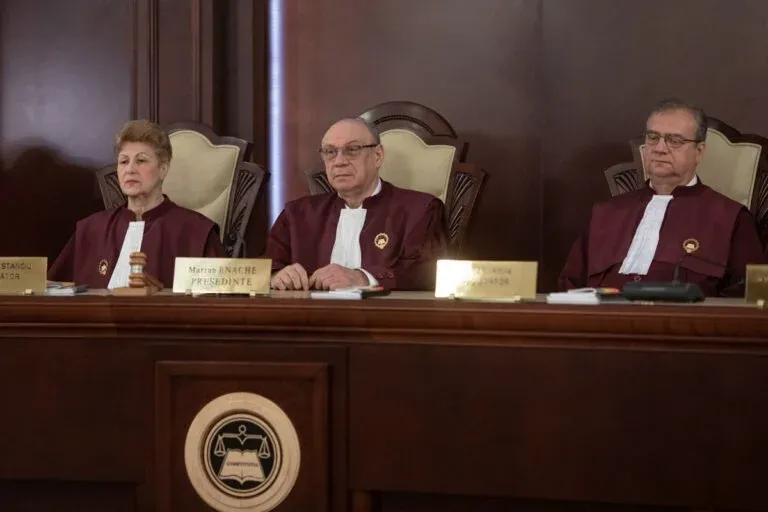 CCR blochează publicarea declarațiilor de avere: transparența, pusă sub semnul întrebării