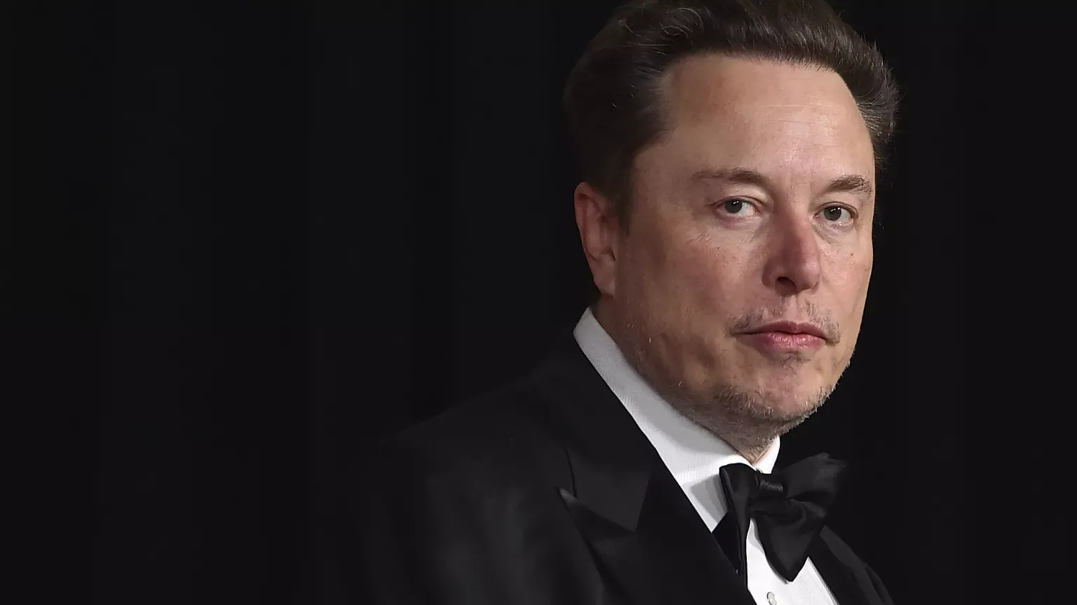 Războiul Musk–Trump ia o pauză: „Regret unele postări”