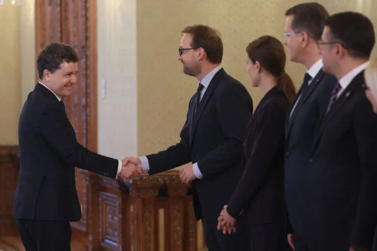 Guvernul în formare: UDMR confirmă ministerele Dezvoltării și Culturii, USR îl susține pe Ilie Bolojan