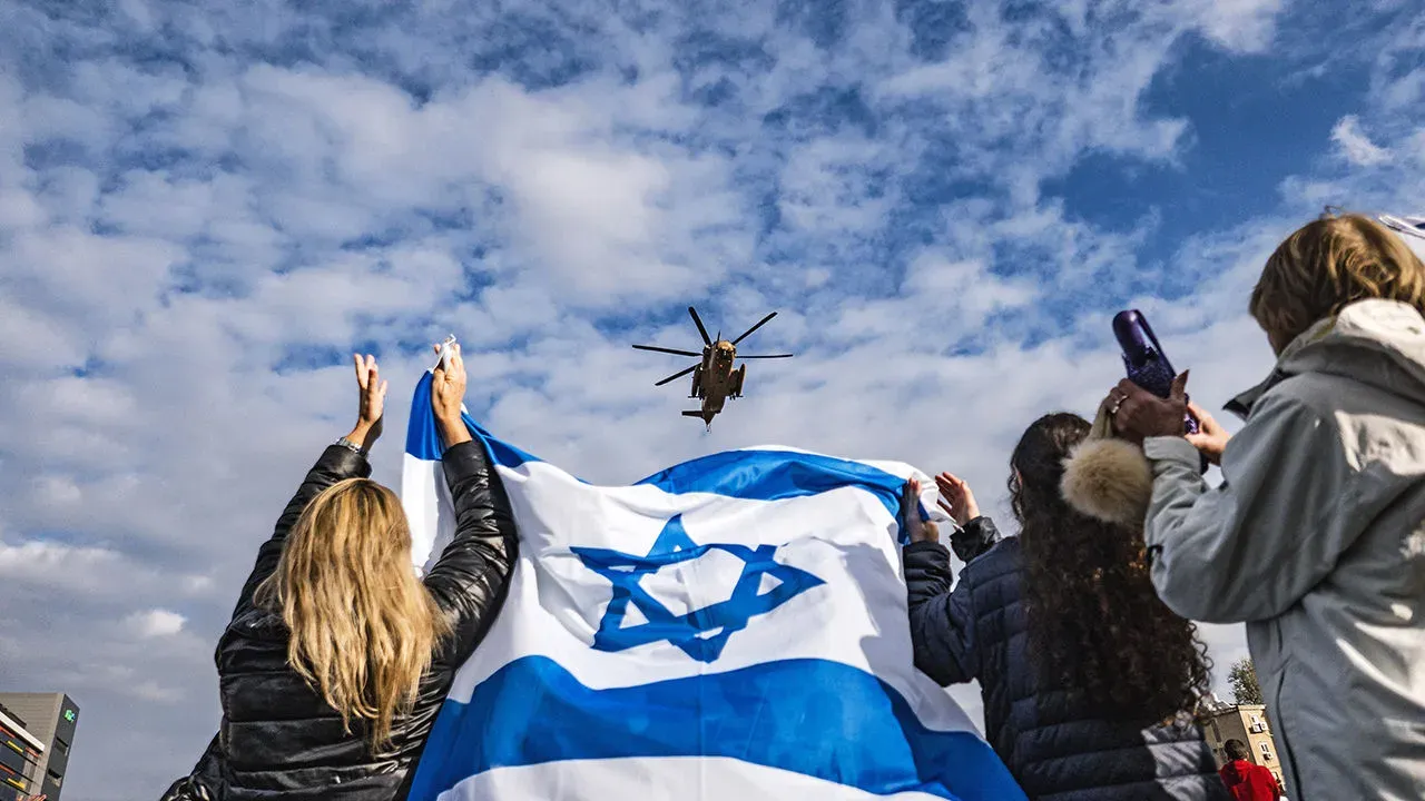 Israelul începe relaxarea restricțiilor: „Un semnal de încredere și victorie”