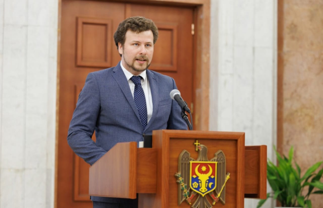 „Istoria românilor” rămâne în școli: Ministrul Educației din Moldova ignoră recomandarea de schimbare