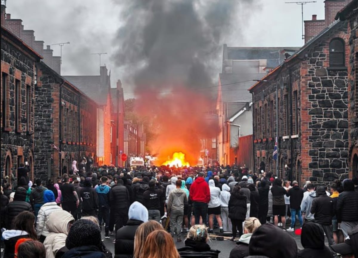 Români în pericol la Ballymena: al treilea atac consecutiv, tensiuni tot mai mari