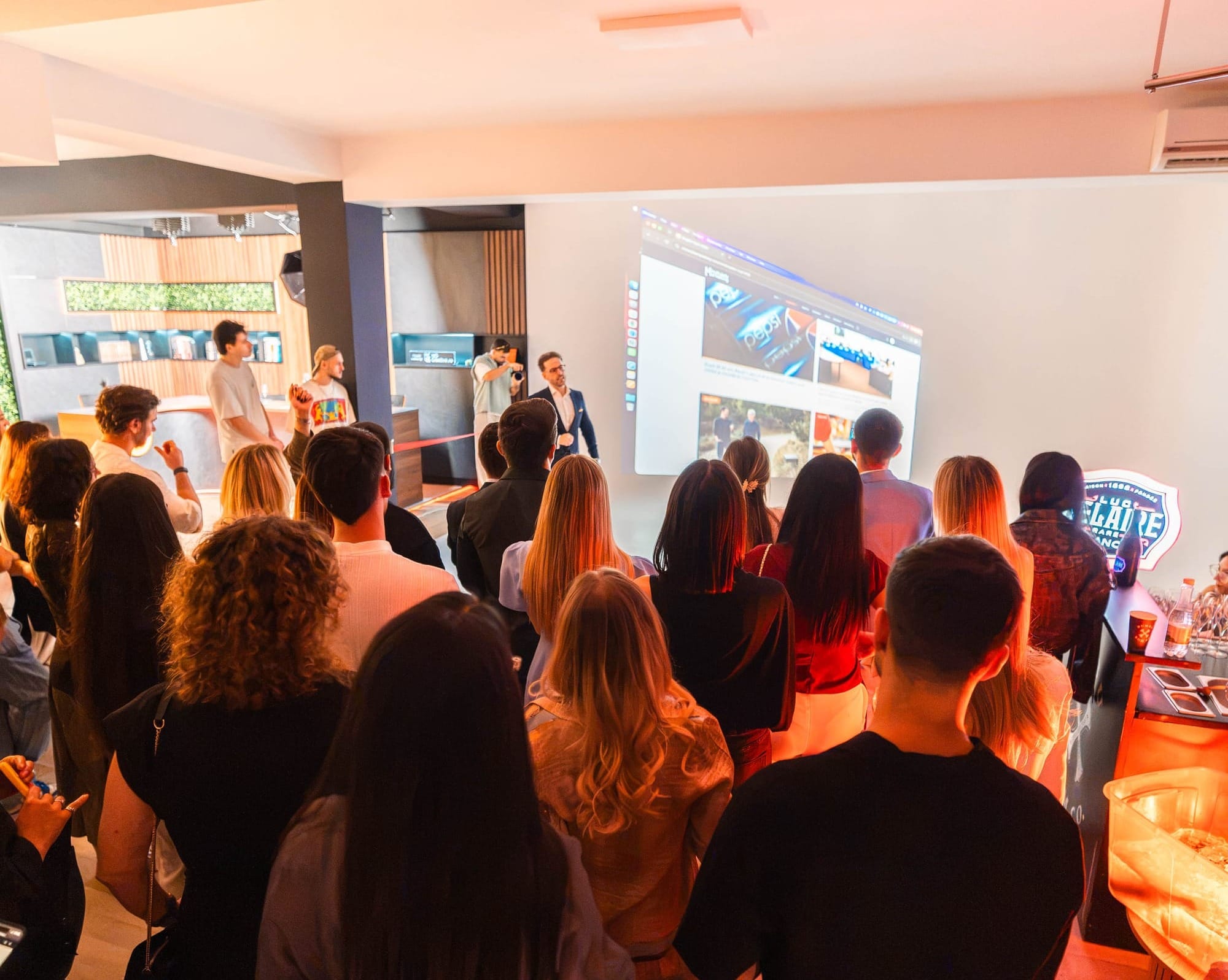 Minutul de Marketing lansează o platformă care conectează branduri, agenții și profesioniști