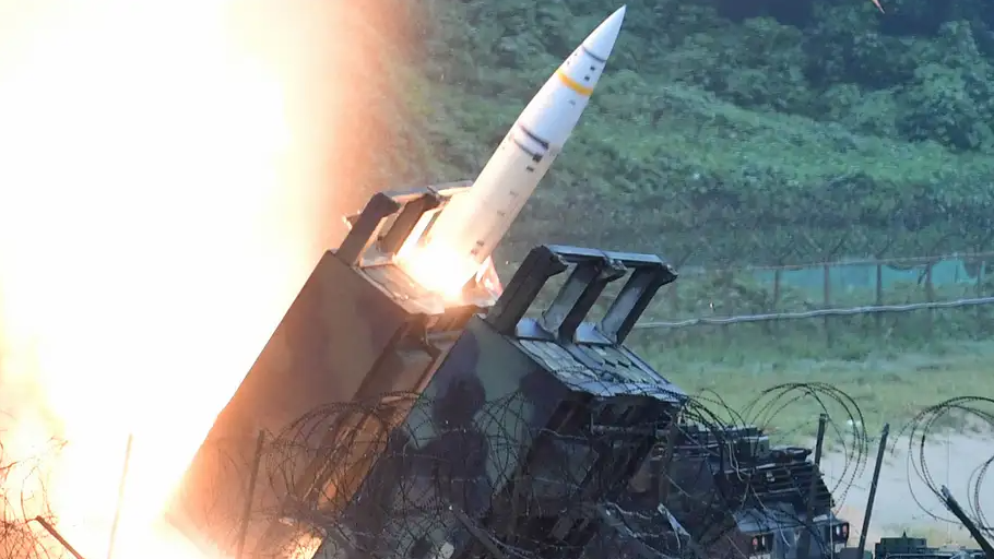 Rusia suspendă zborurile la Sankt Petersburg din motive de siguranță imagine postare