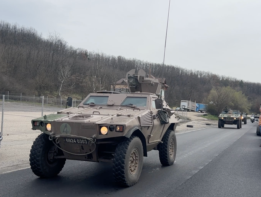 Convoi militar impresionant surprins pe Valea Oltului. Armata se mișcă – ce se întâmplă? imagine postare