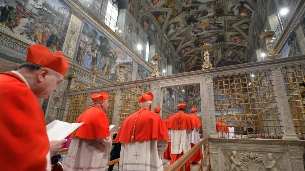 Cine ar putea fi următorul Papă? Portrete ale Cardinalilor care se profilează ca succesori ai lui Francisc imagine postare