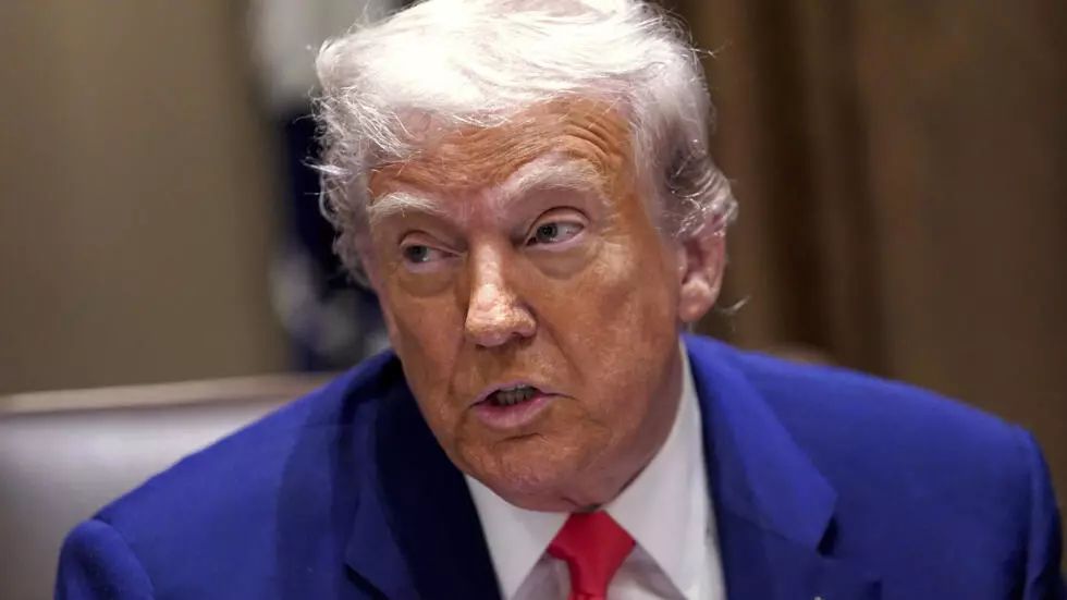 Războiul din Ucraina escaladează. Trump: „Putin vrea toată țara. Asta va duce la căderea Rusiei” imagine postare