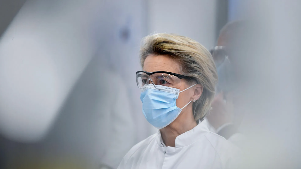 CJUE o sancționează pe Ursula von der Leyen: Comisia a ascuns ilegal SMS-urile cu Pfizer imagine postare