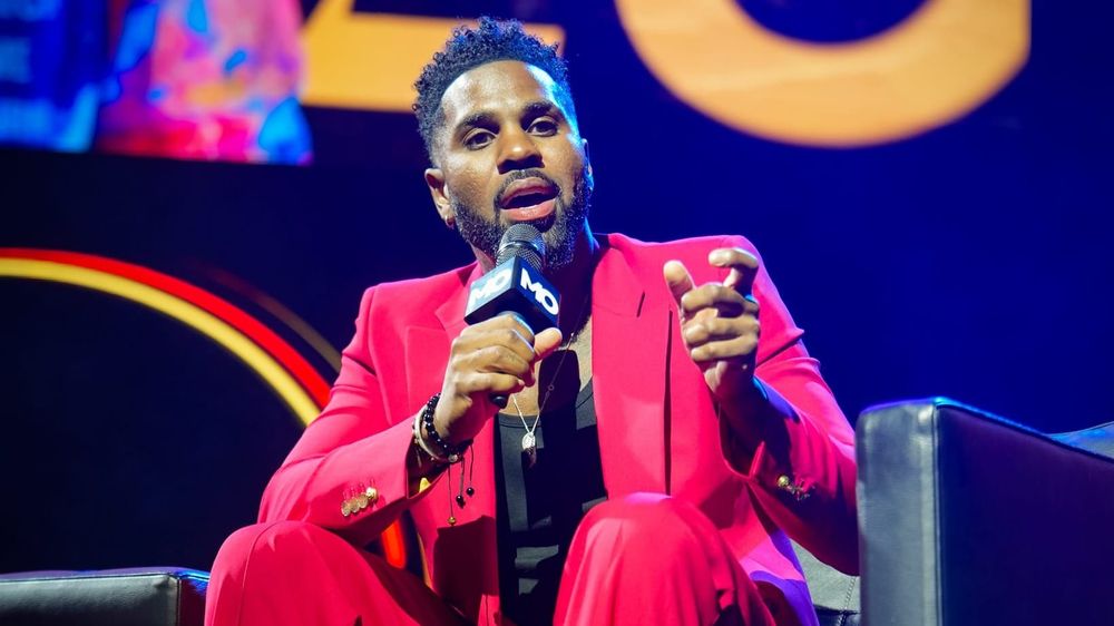 Jason Derulo la FOMO: 15 reguli pentru a-ți trăi visul și un reminder că succesul nu e întâmplare imagine postare