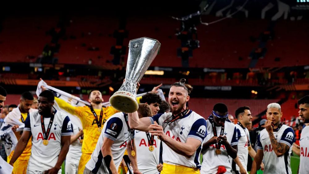 Tottenham pregătește o mutare de 24 de milioane: Drăgușin, tot mai aproape să-și revadă fostul coleg de la Genoa imagine postare