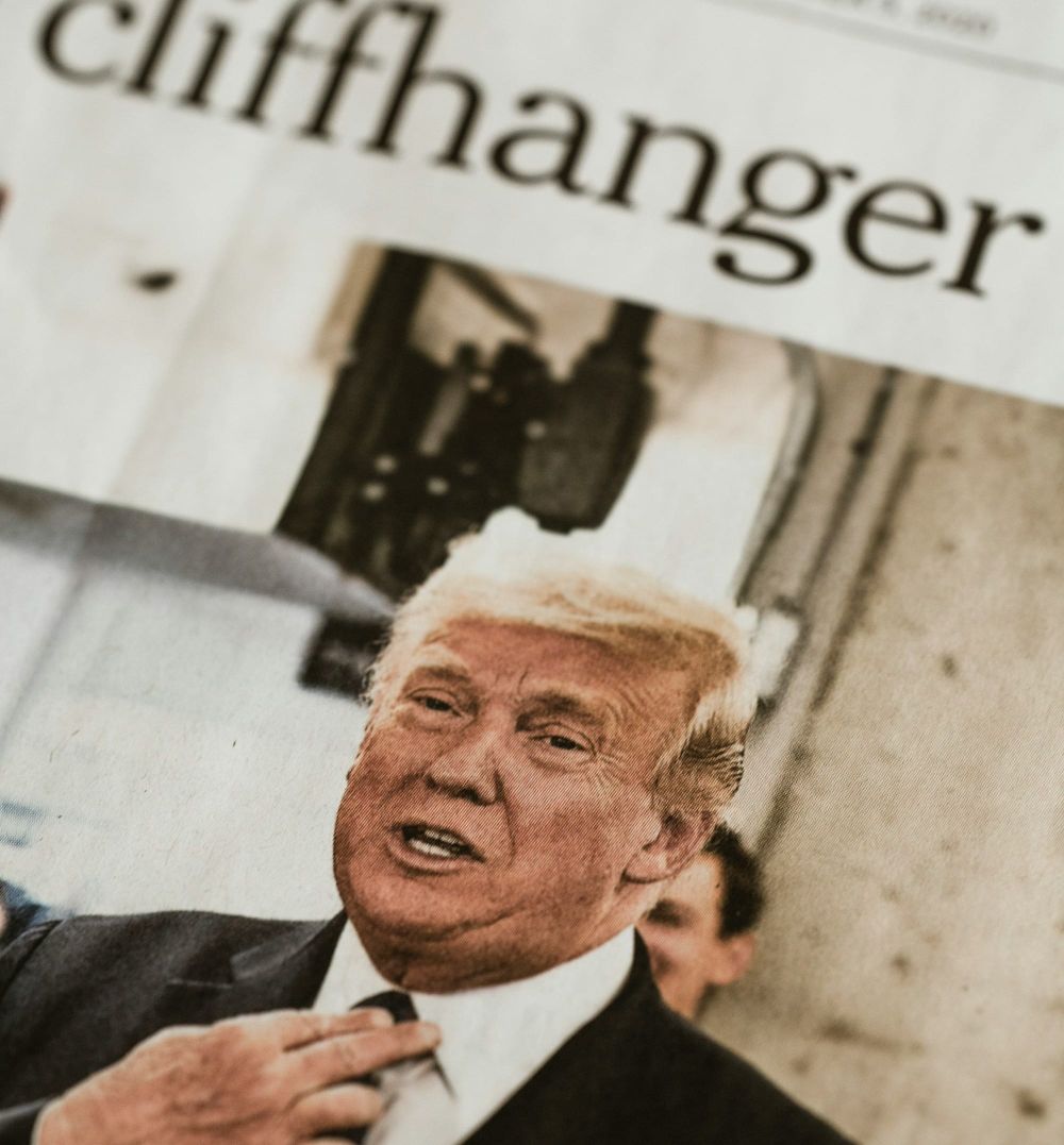 Trump atacă din nou Uniunea Europeană: „Discuțiile noastre nu duc nicăieri” imagine postare
