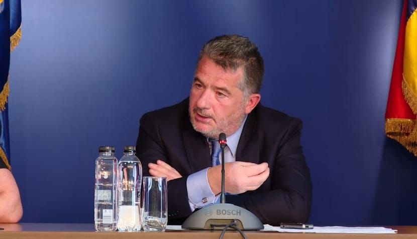 Directorul CFR Călători, venituri de peste 11.000 de euro lunar: „Nu plătesc nicio rată pentru apartamentele din Dubai” imagine postare