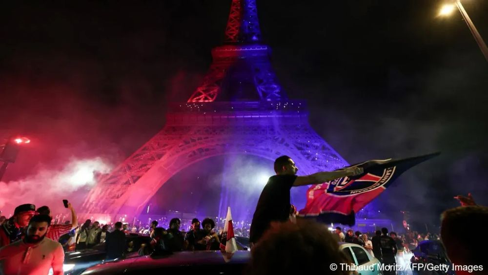 Haos la Paris după victoria PSG: sute de arestări și violențe în centrul capitalei imagine postare