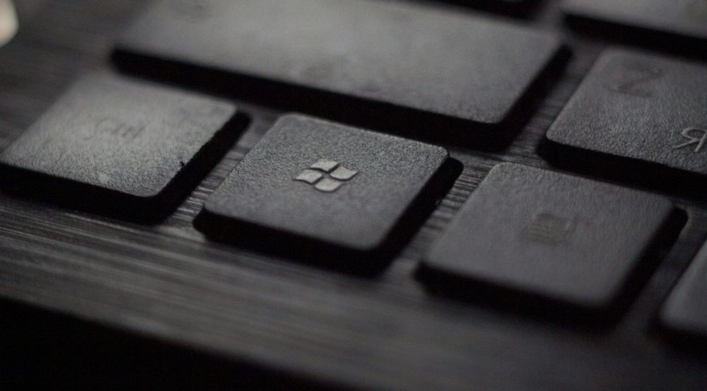 Microsoft lansează un scut digital pentru Europa: AI-ul devine armă împotriva atacurilor cibernetice imagine postare