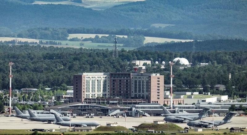 Trump începe retragerea trupelor americane din Germania: „Nu mai este Europa de după Războiul Rece” imagine postare