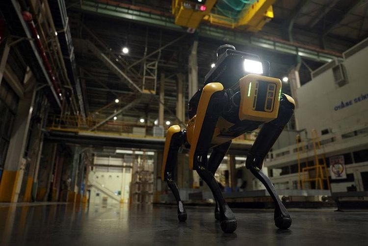 How a noisy Pentagon pack mule became ICE's newest tactical tool