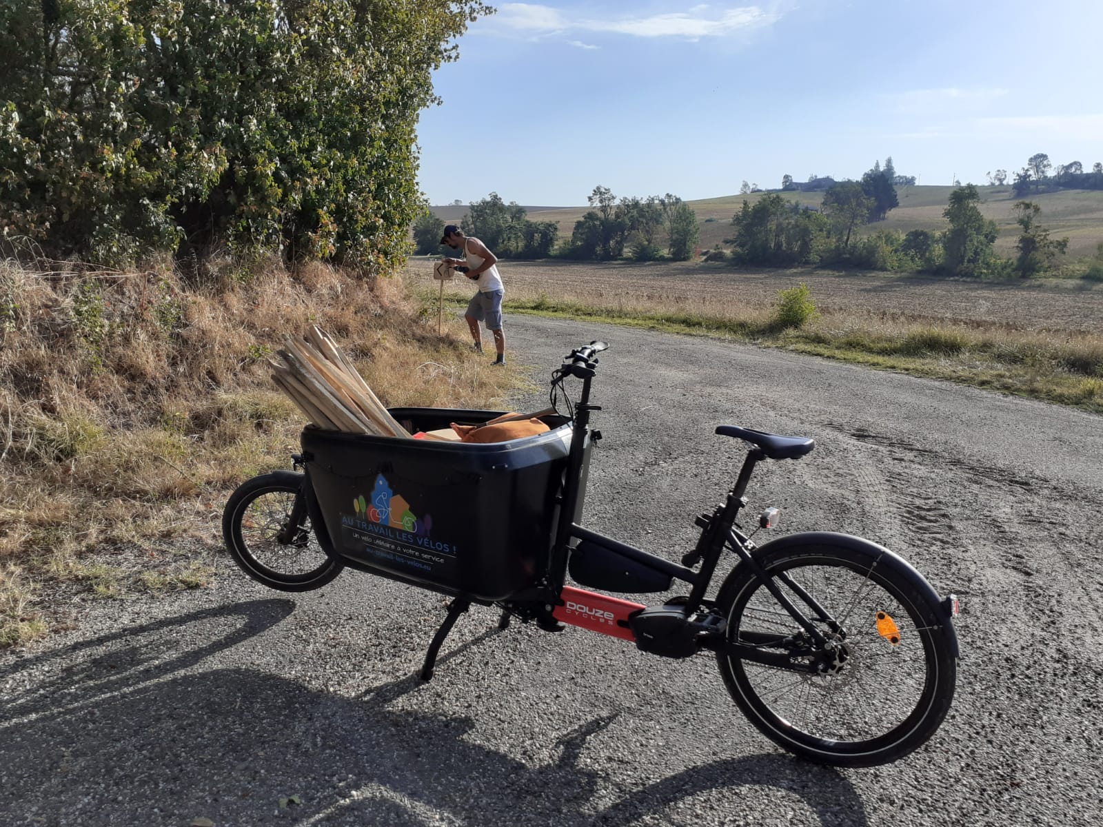 Douze G4 utilisé transporter le matériel utile pour le fléchage de l'Auroue dans le rétro