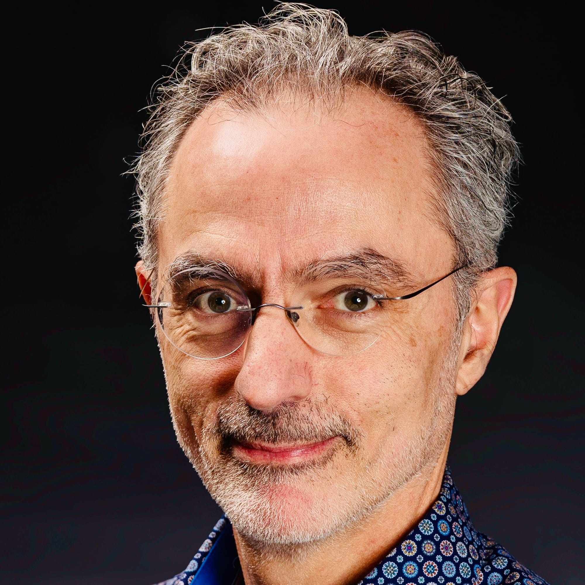 A professional portrait for work-related uses. 